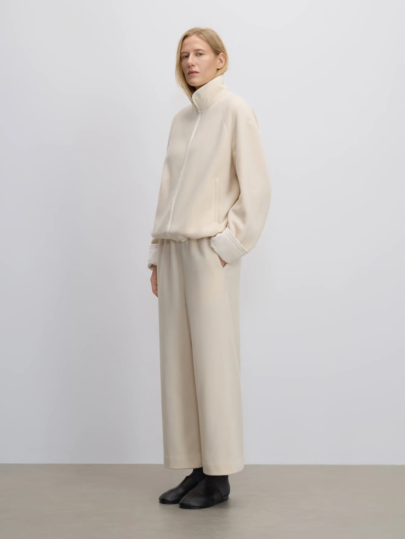 Key Craftsmanship and Fabric Introduction - Knit - source image 9