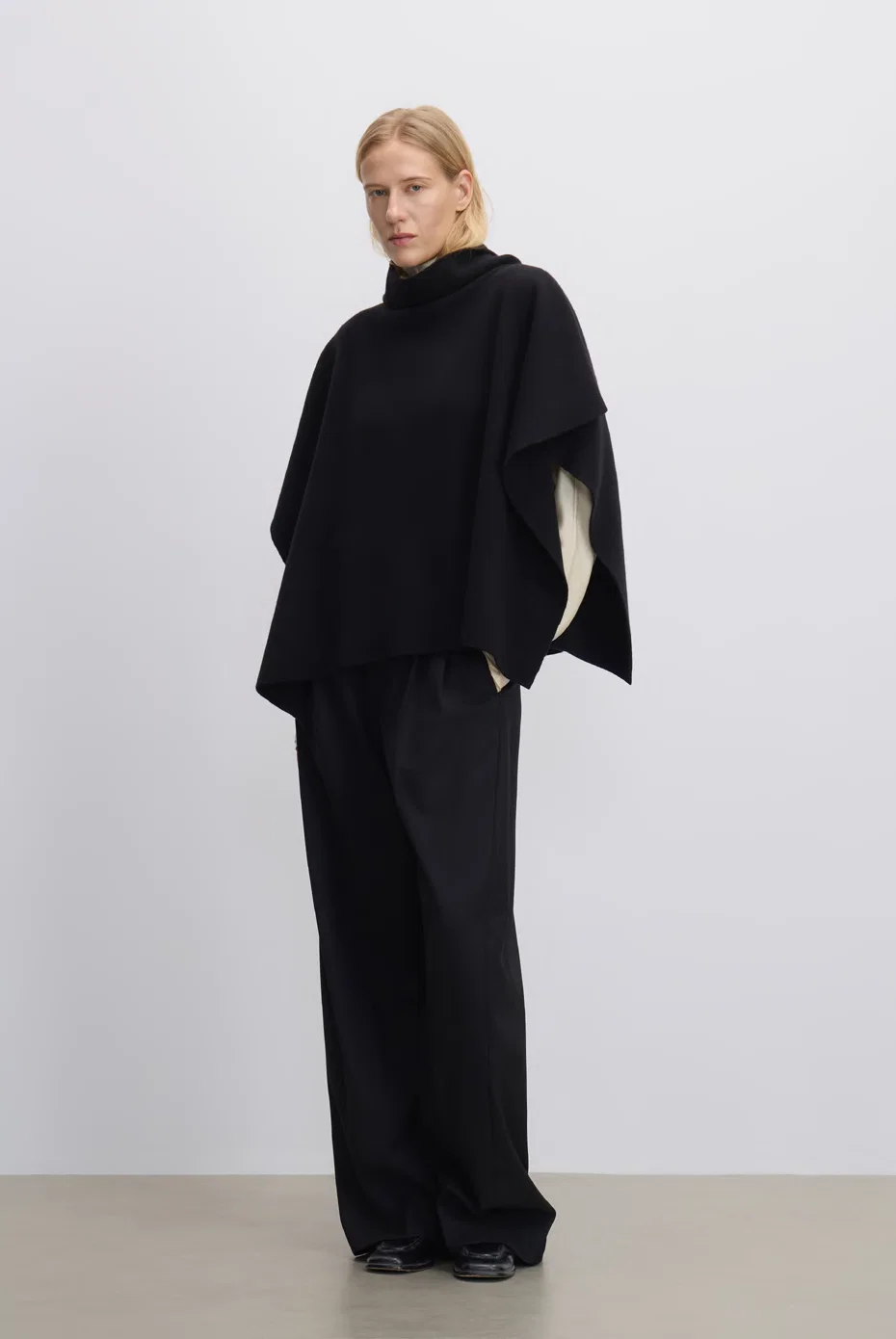 9AB lookbook silhouette 24